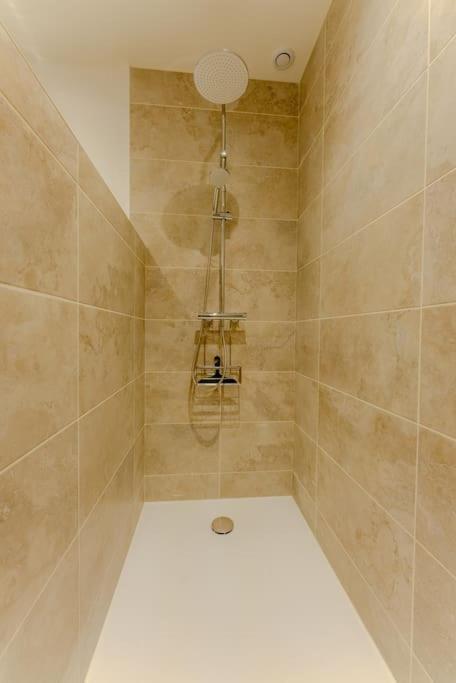 Apartament L'Echappee Chic Au Coeur De Valence Valence  Zewnętrze zdjęcie